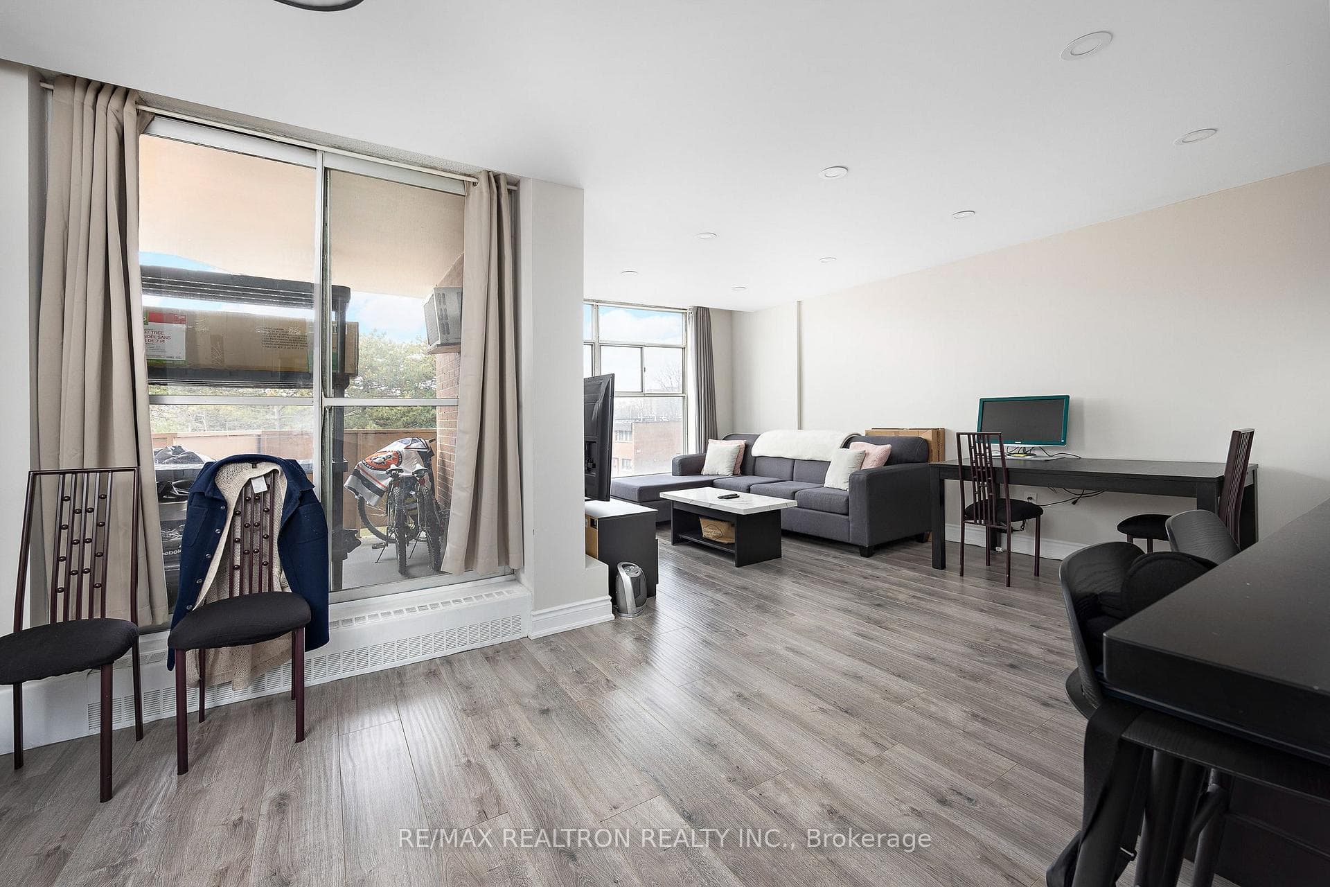 345 Driftwood Avenue Unit 310 photo 7