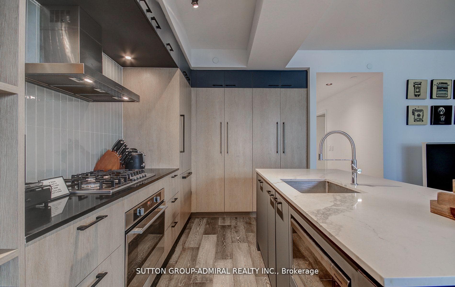 41 Dovercourt Road Unit 602 photo 8