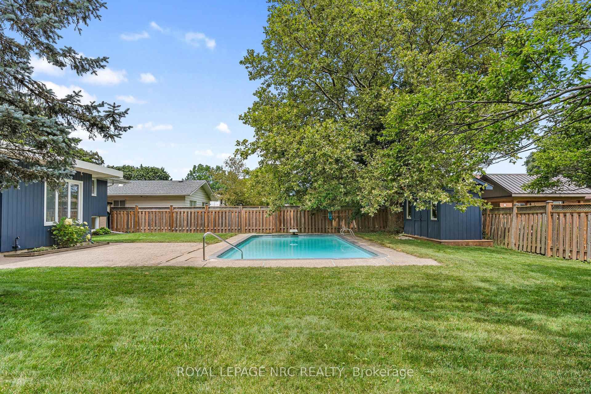 245 Riverview Boulevard photo 34