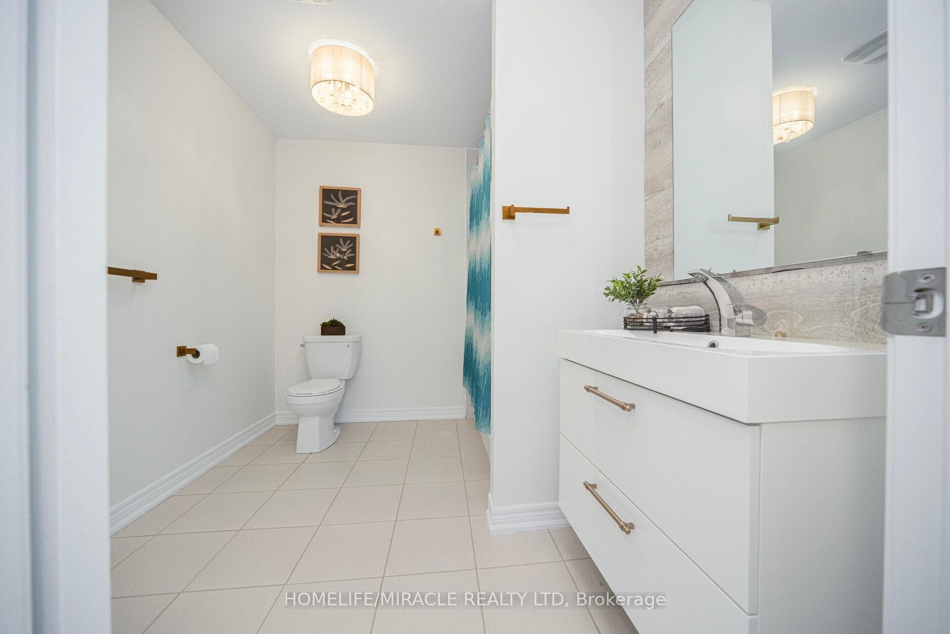 2 Aspen Hills Road photo 28