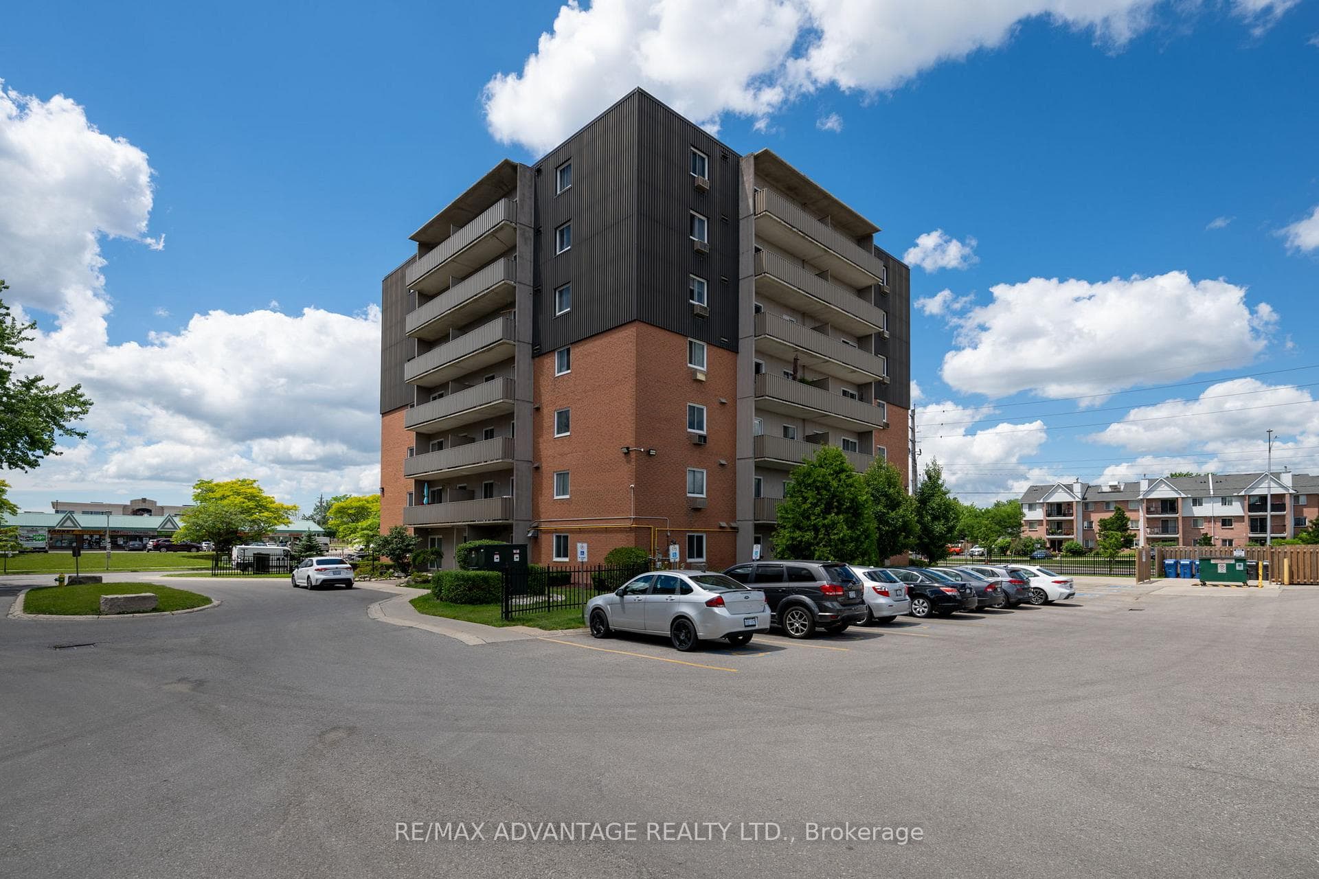 1100 Jalna Boulevard Unit 602 photo 1