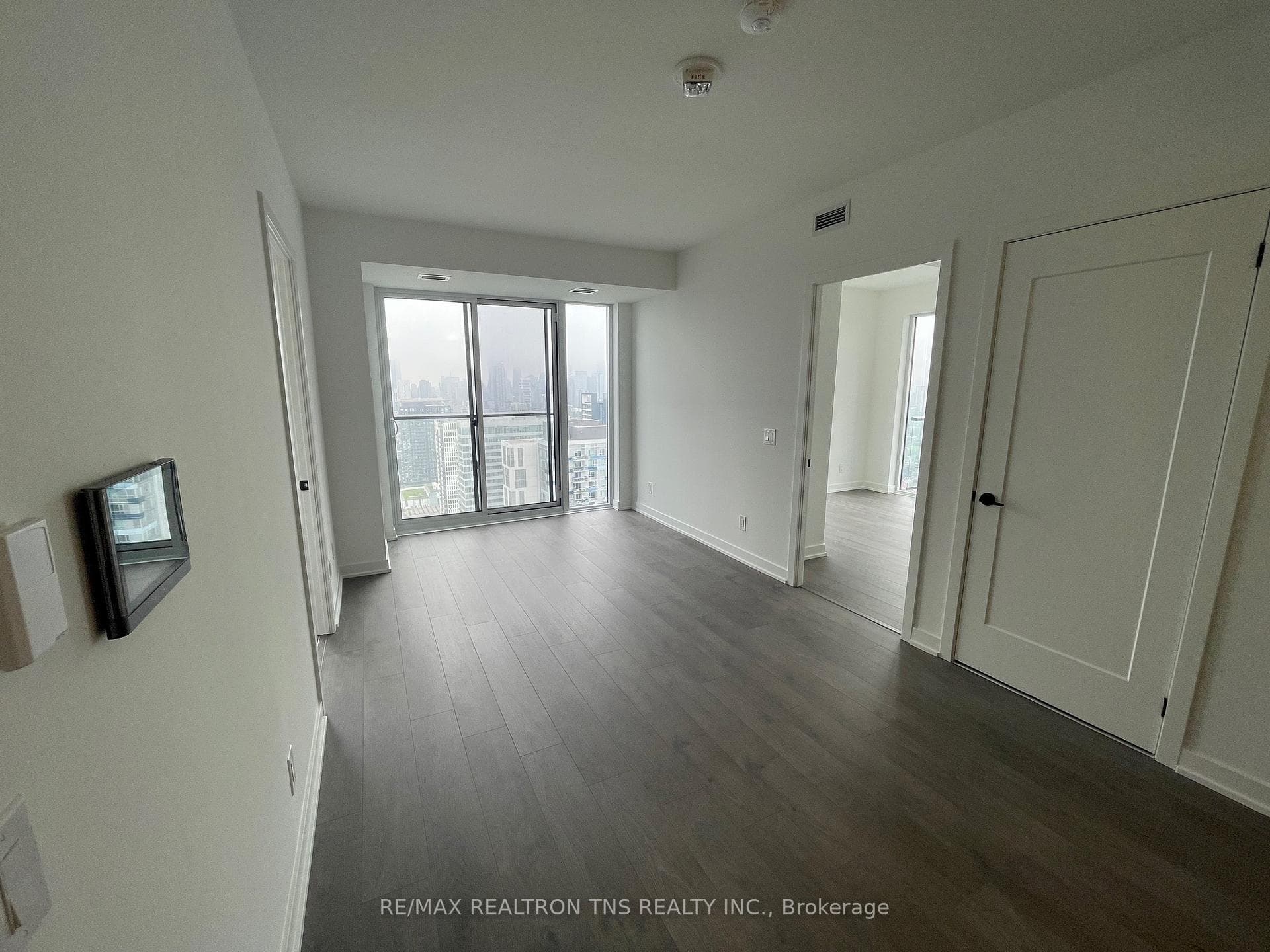 5 Defries Street Unit 3508 photo 14