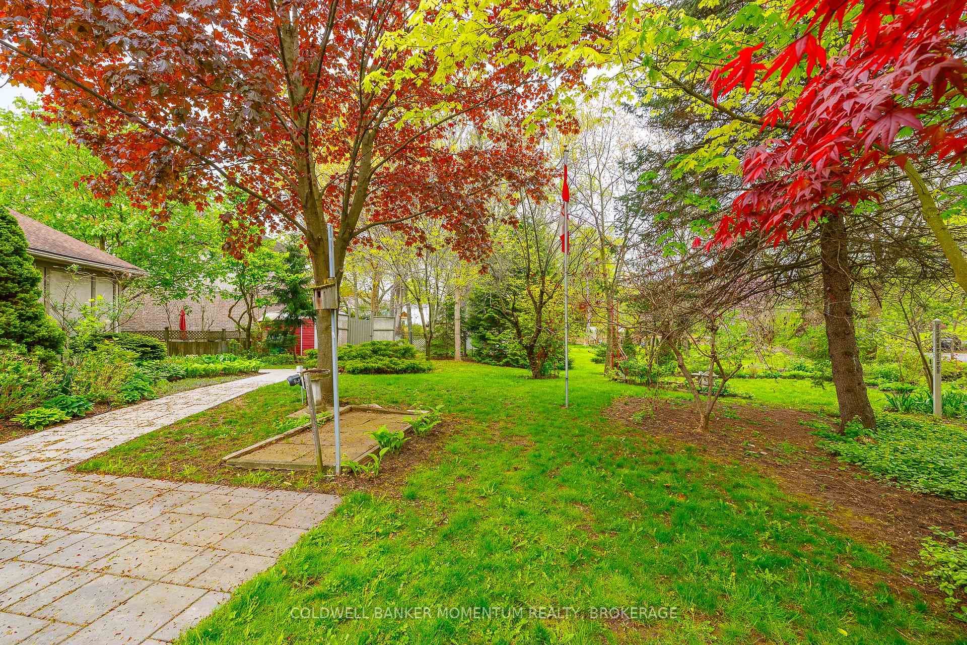 388 Linwell Road photo 42