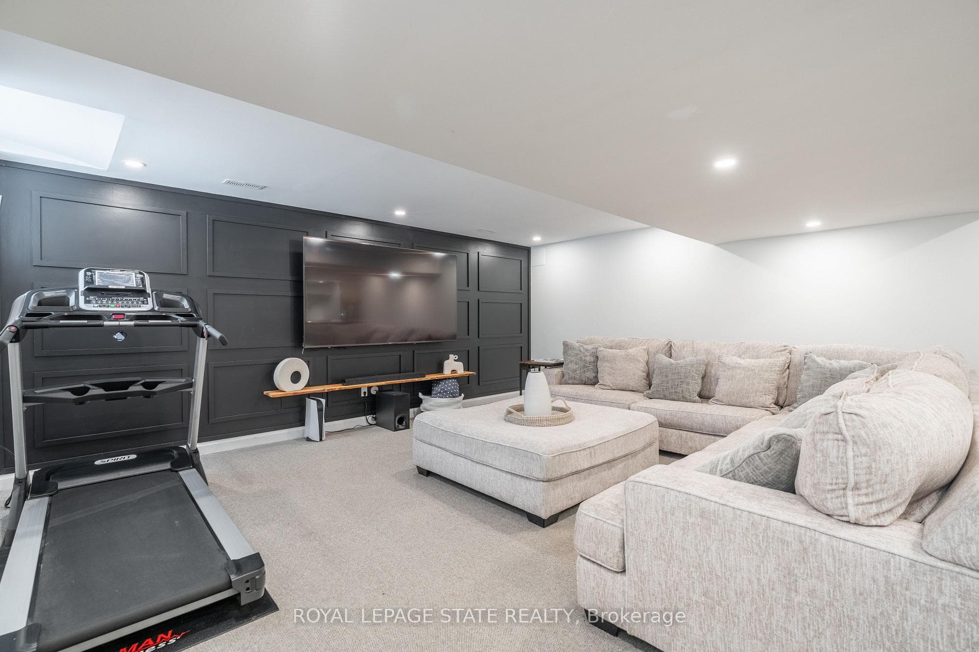 35 Midhurst Heights Unit 22 photo 32