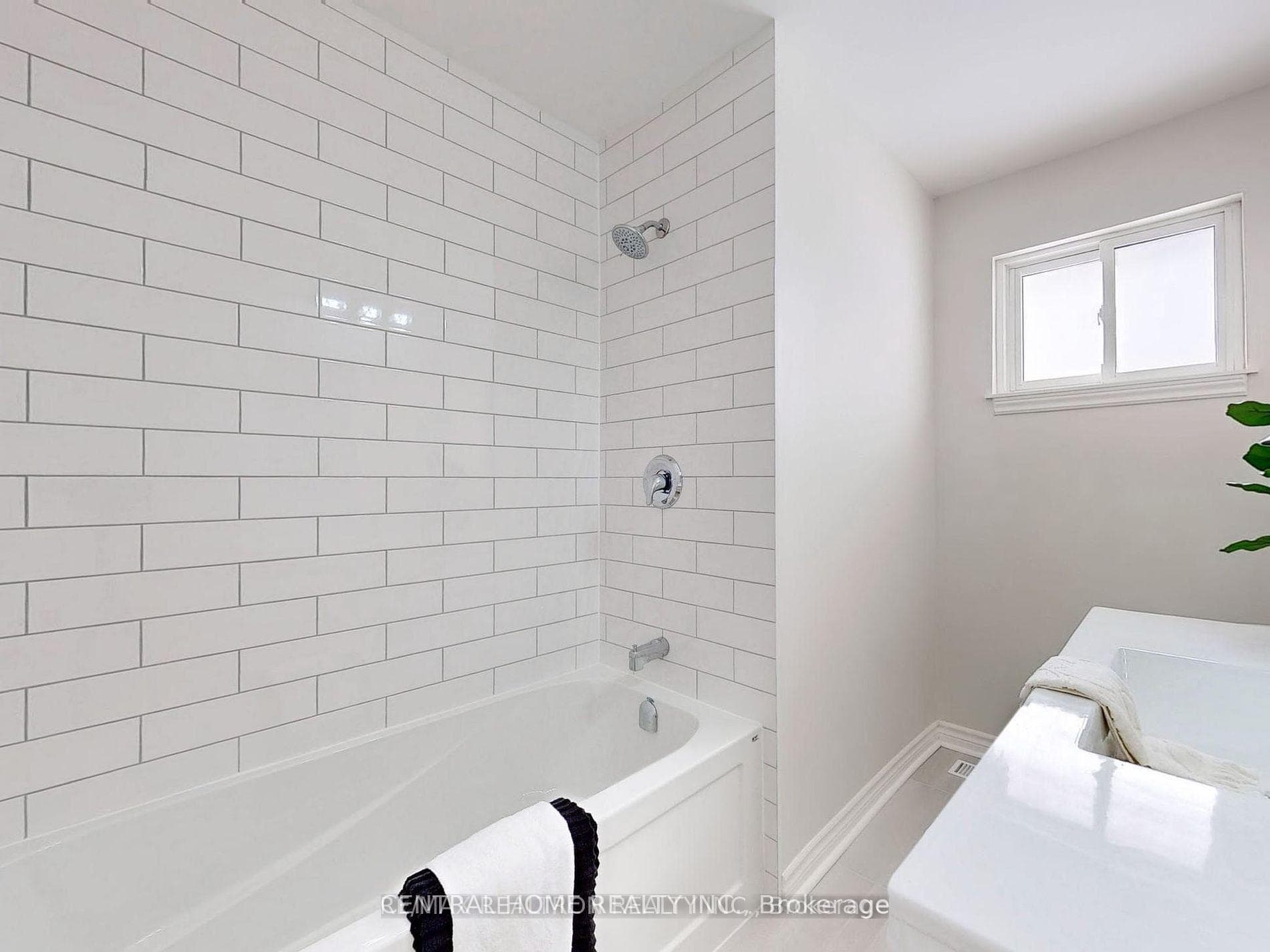 29 Alanadale Avenue photo 19
