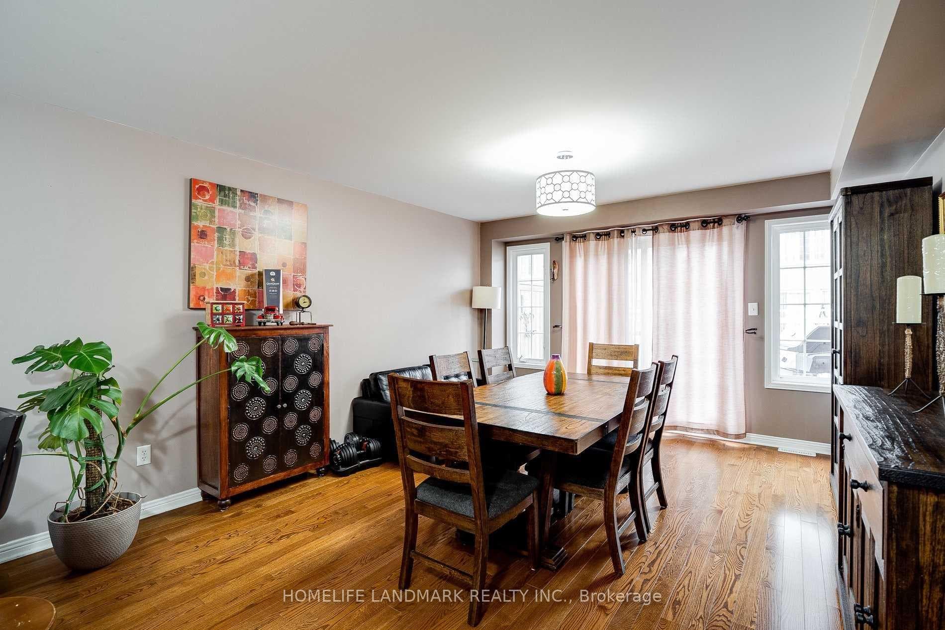 43 Wilkes Crescent photo 6
