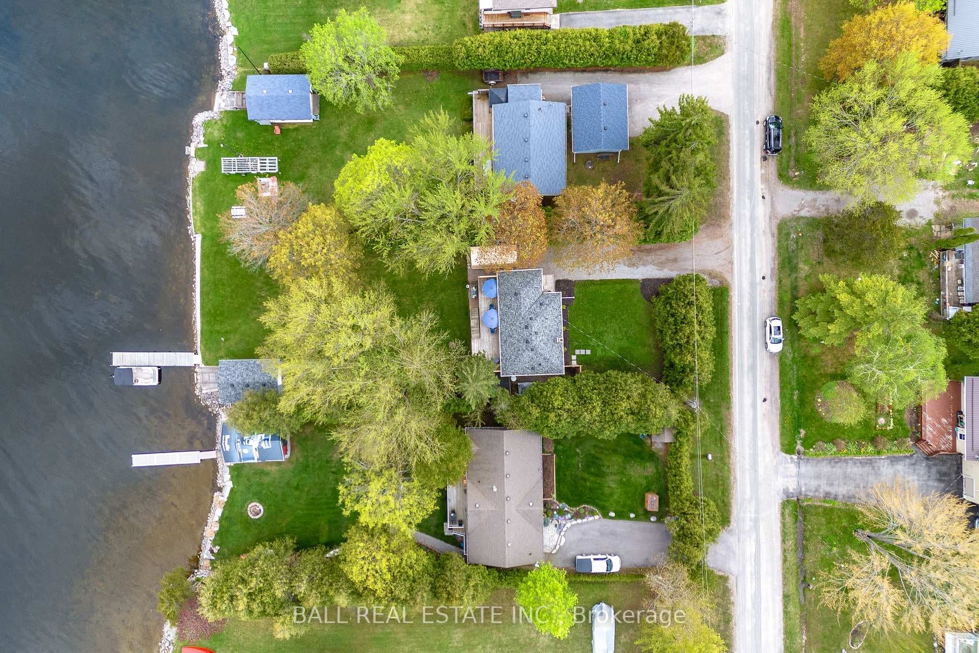 274 Lakeshore Drive photo 36