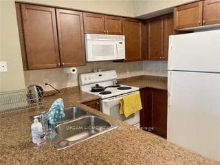 30 Grand Trunk Crescent Unit 3908 photo 3