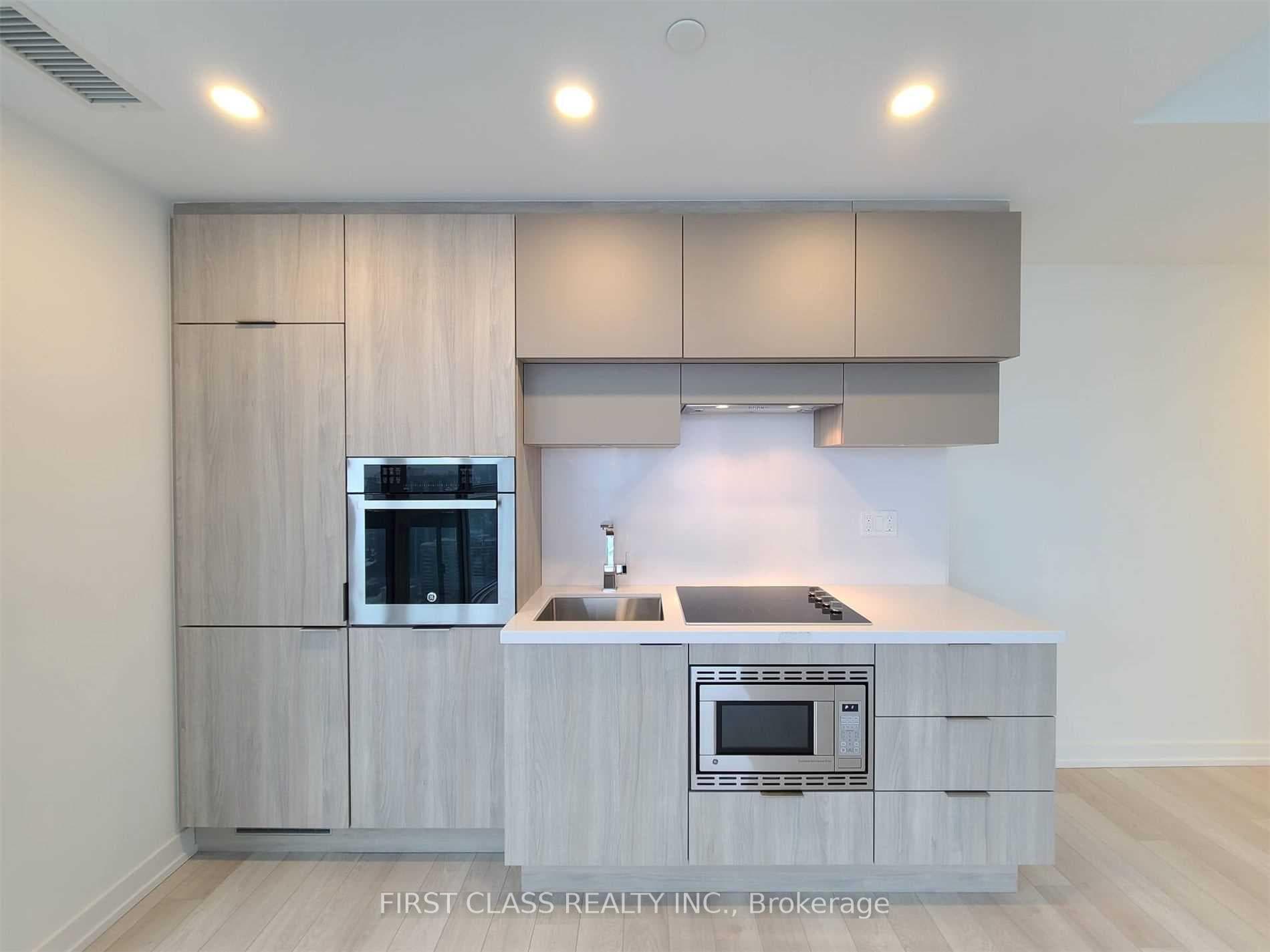 39 Roehampton Avenue Unit 2709 photo 5