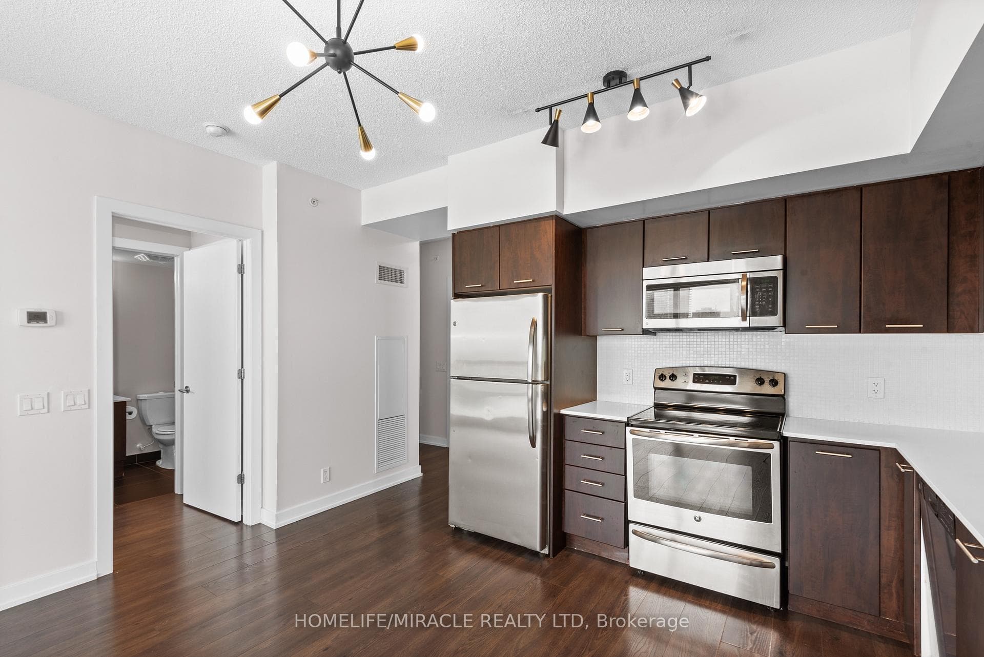 2220 Lakeshore Boulevard Unit 2204 photo 19