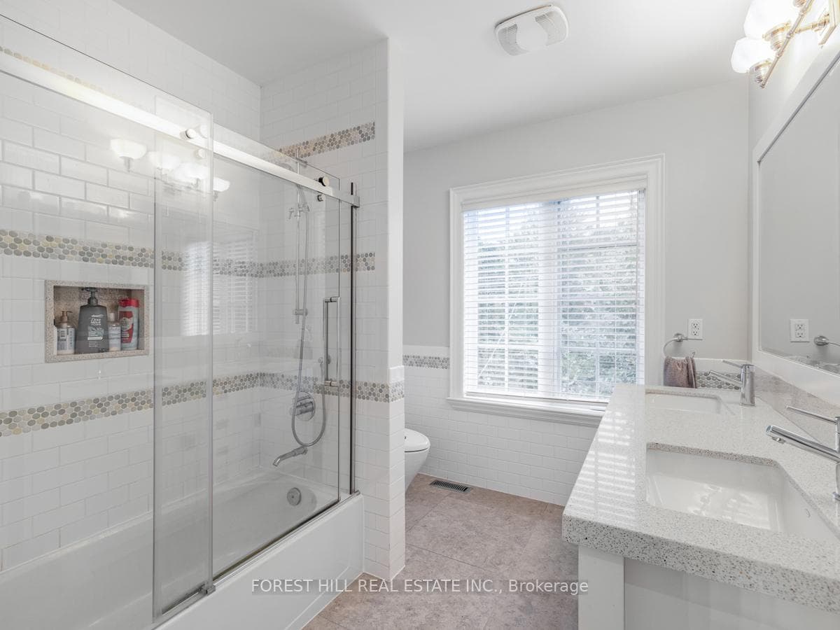 10 Flanders Road photo 26
