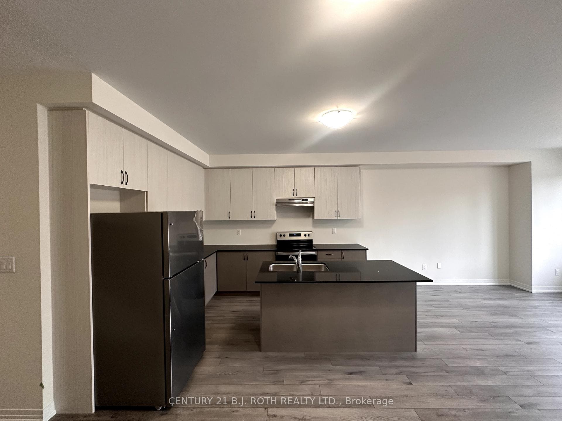 110 Turnberry Lane photo 5