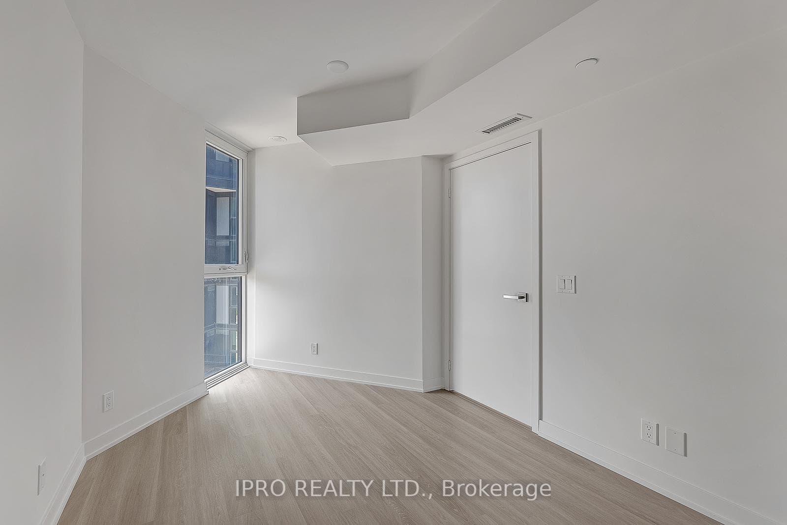 30 Tretti Way Unit 630 photo 10