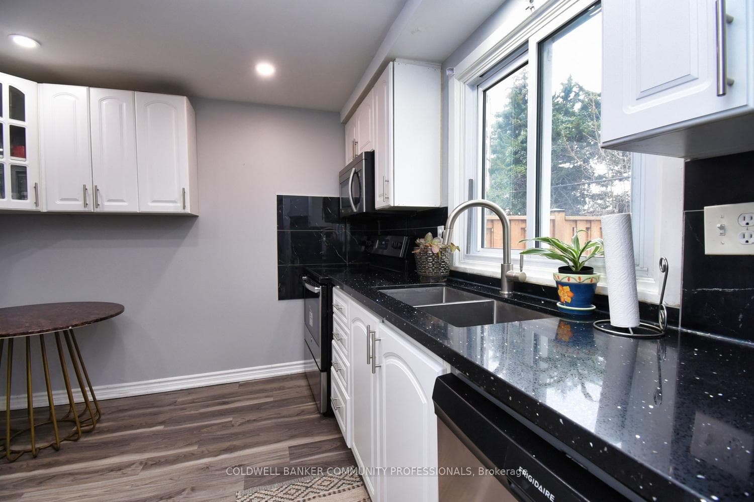 151 Gateshead Crescent Unit 85 photo 15