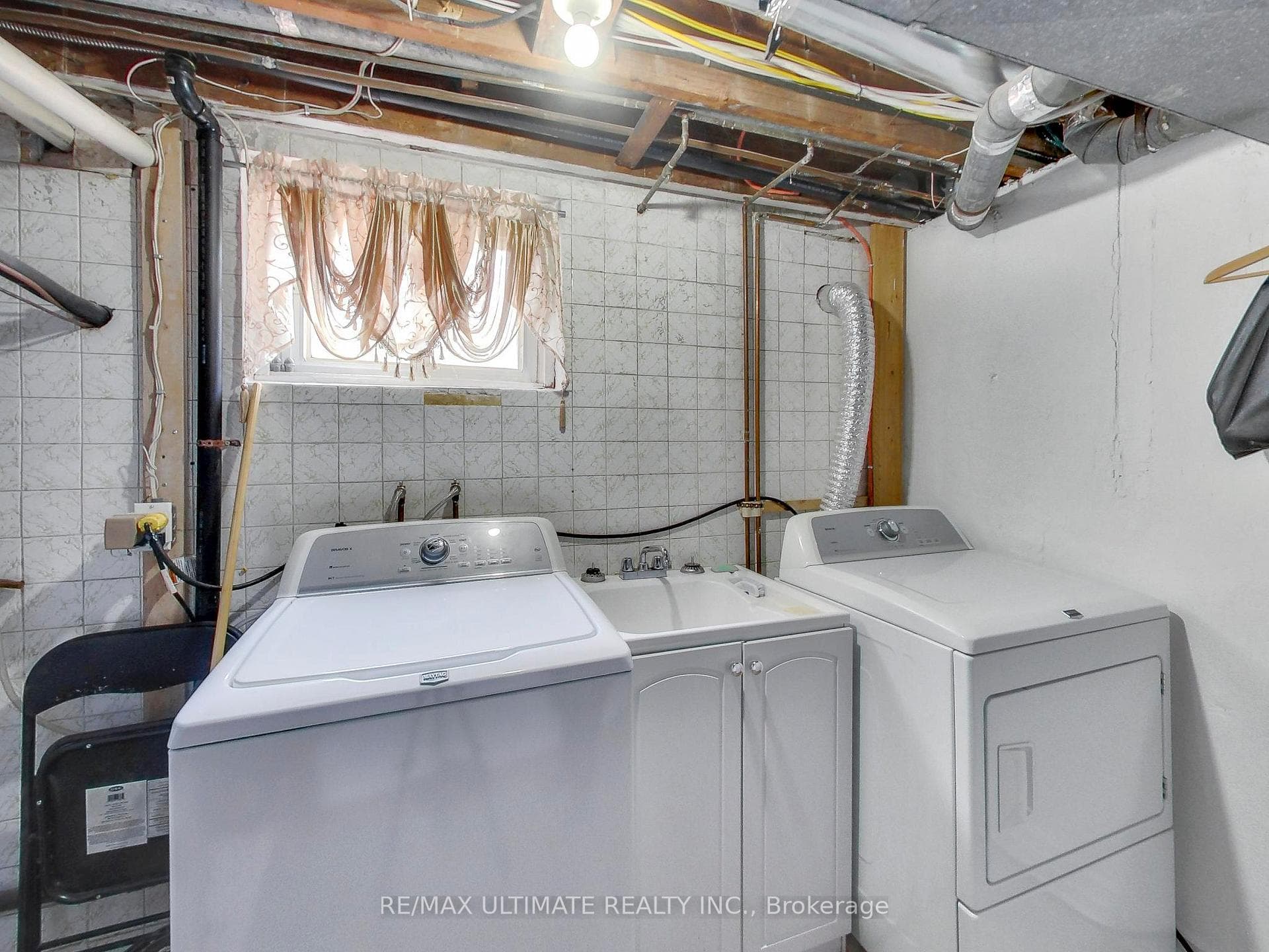 11 Blandorman Road photo 40