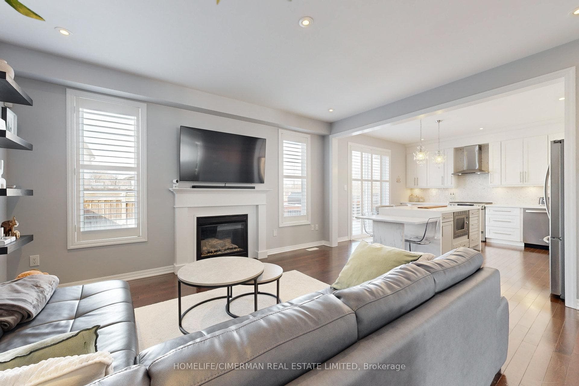 421 Leiterman Drive photo 4