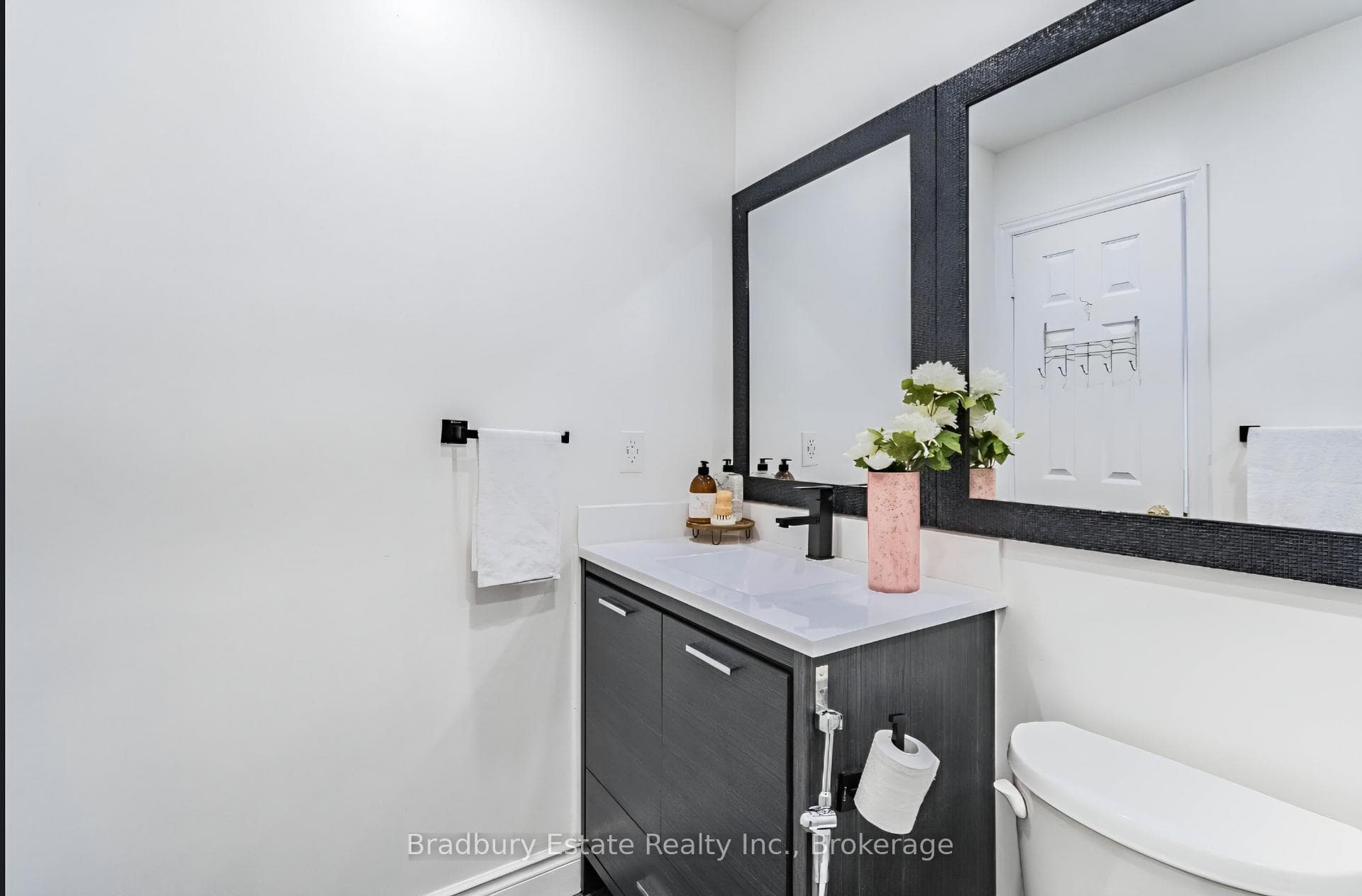6973 Lisanne Court photo 15