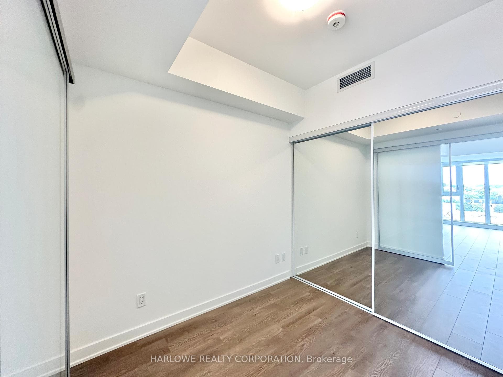 543 Richmond Street Unit 1204 photo 5