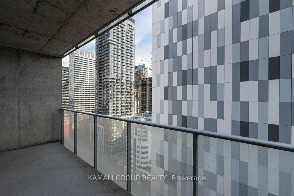 375 King Street Unit 2206 photo 10