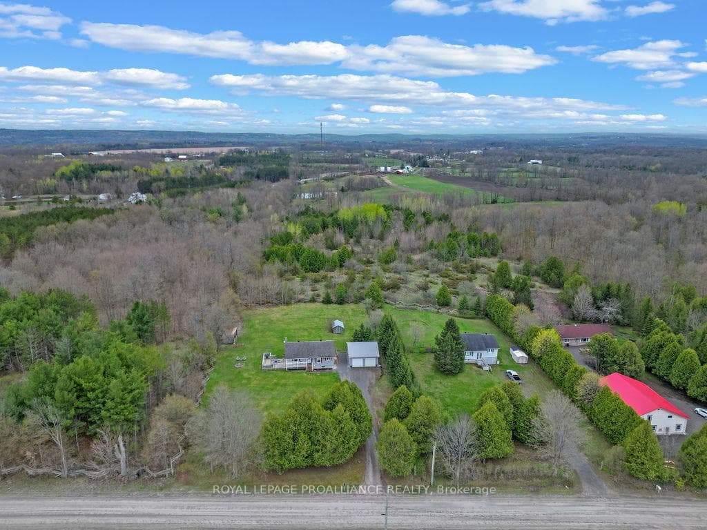 678 Ray Road photo 5