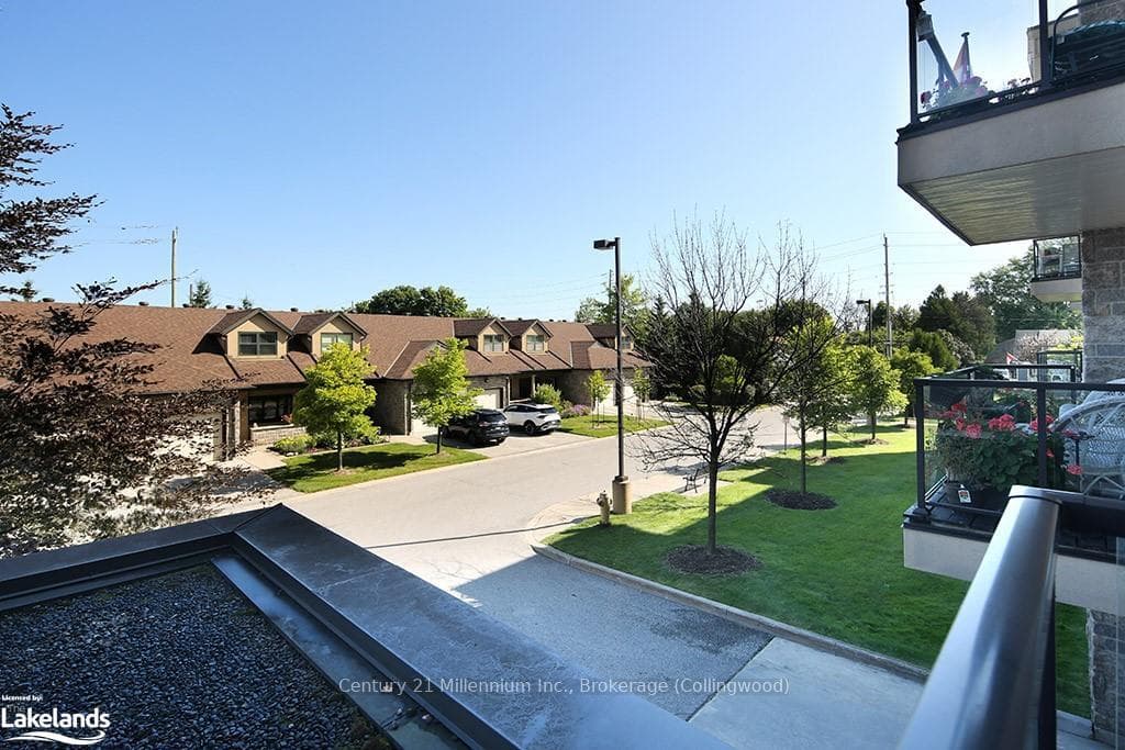 91 RAGLAN Street Unit 210 photo 18