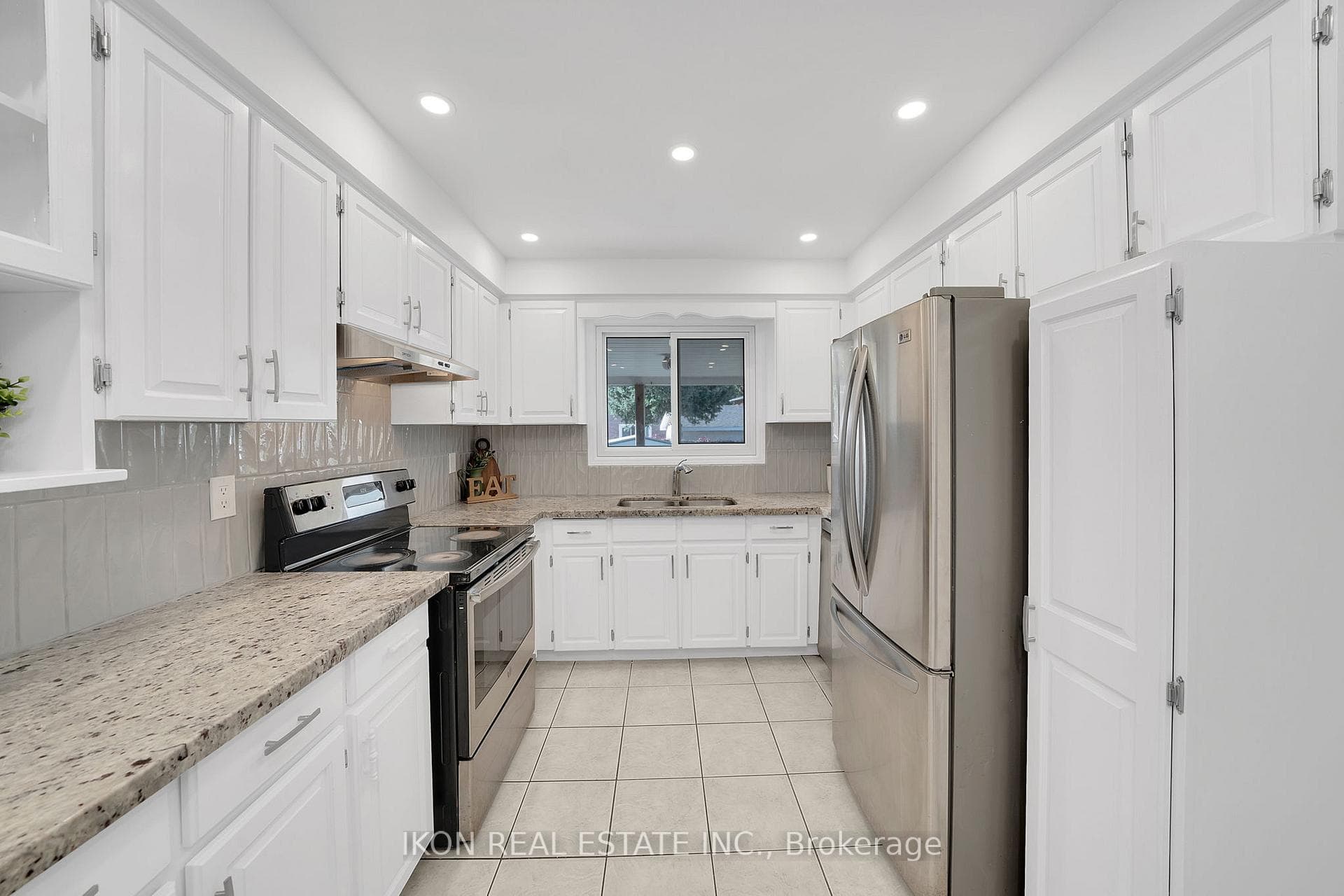 182 Tall Grass Trail photo 12