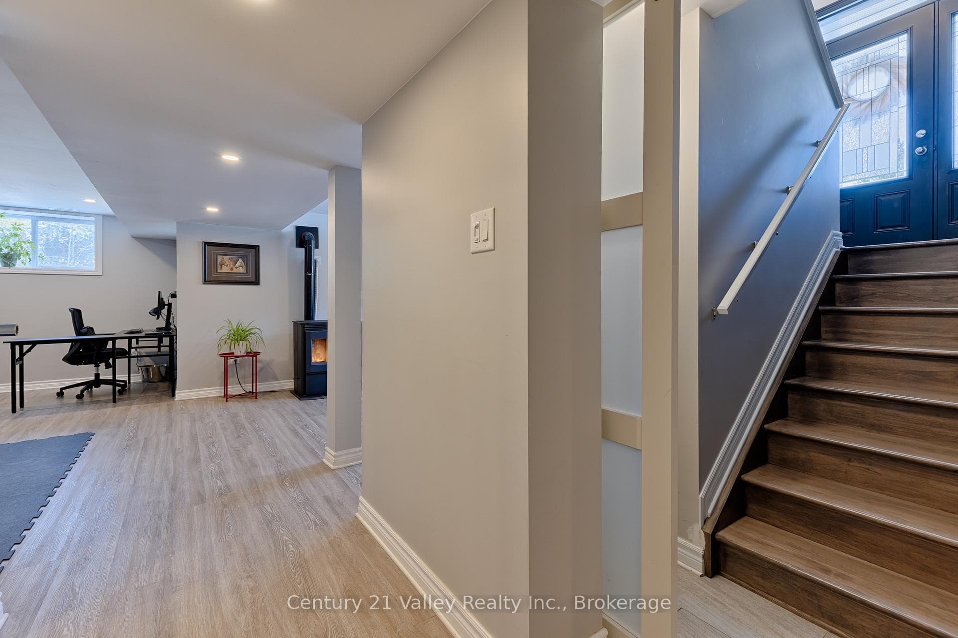 543 Anderson Road photo 39