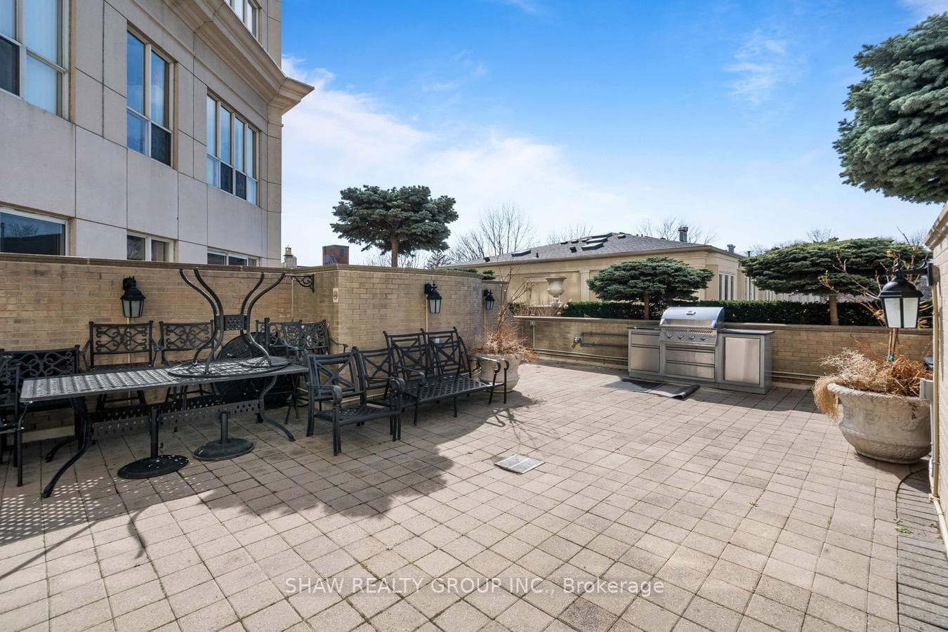 2285 Lakeshore Boulevard Unit 311 photo 26