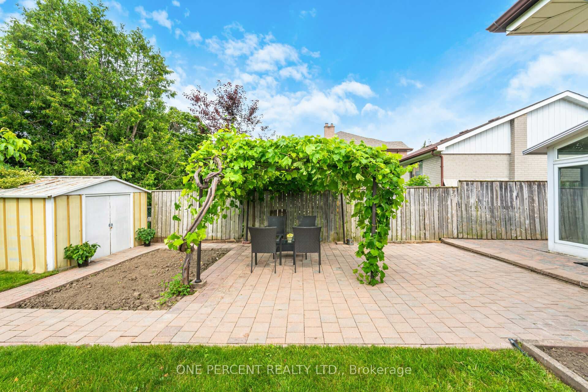 4152 WILCOX Road photo 35