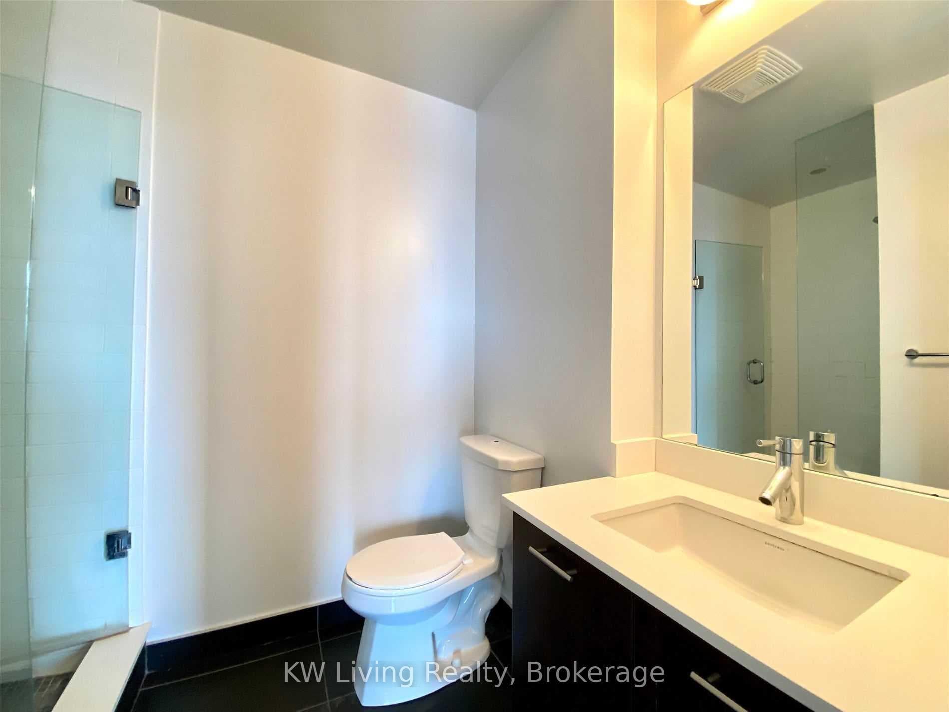 2200 Lakeshore Boulevard Unit 3004 photo 24