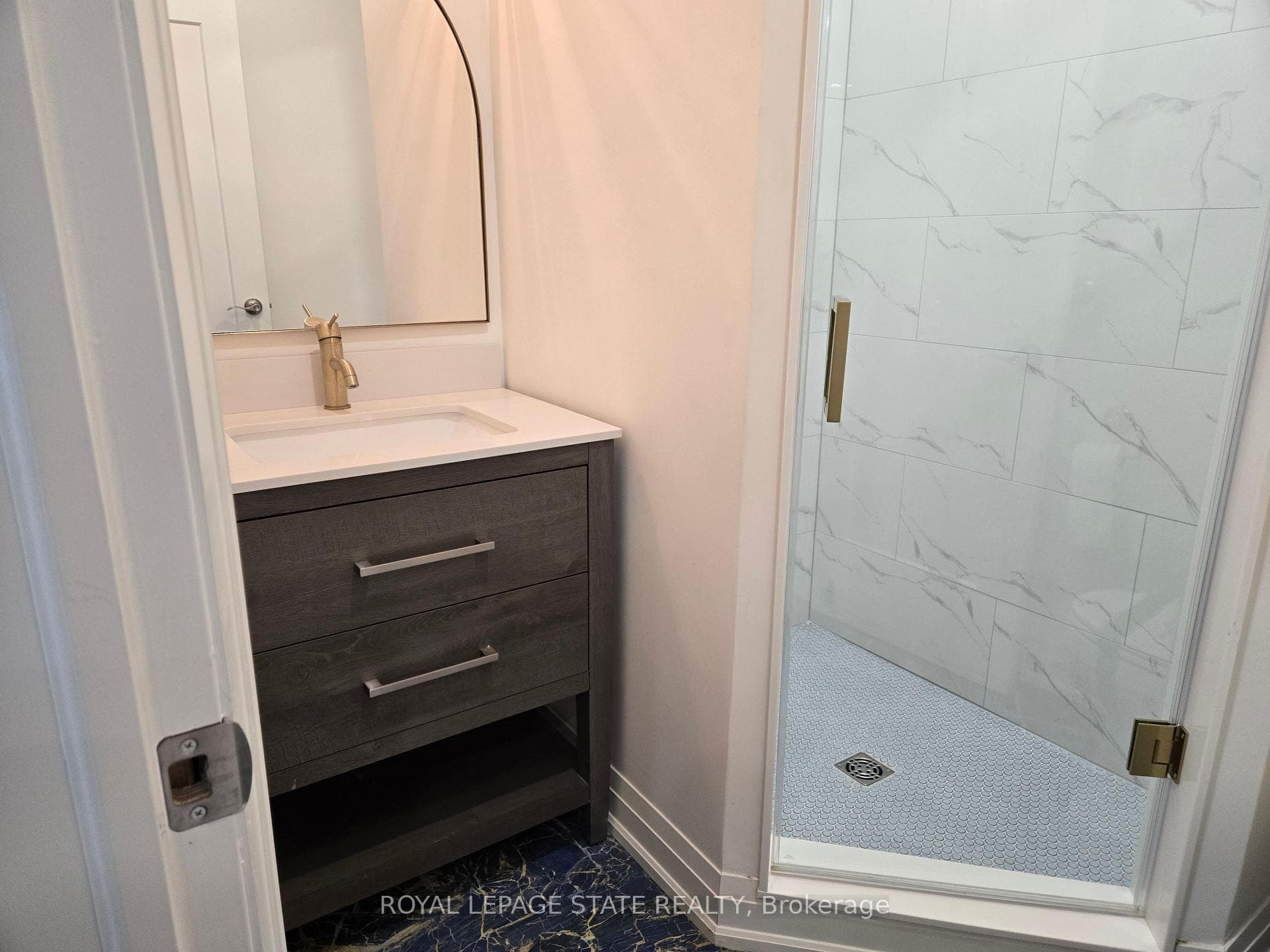 742 Mount Pleasant Road photo 13