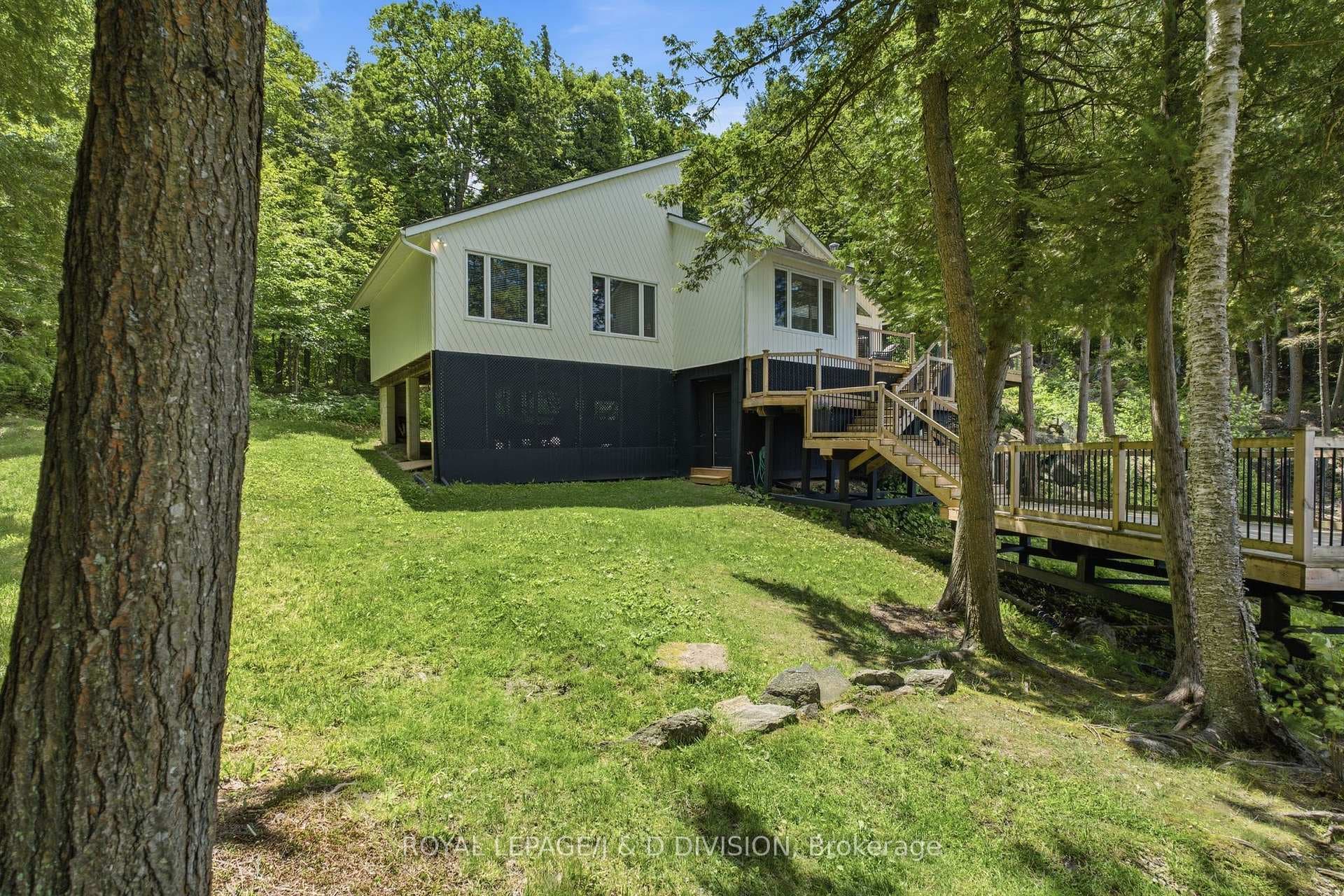200 Blackstone Lake Water N/A photo 38
