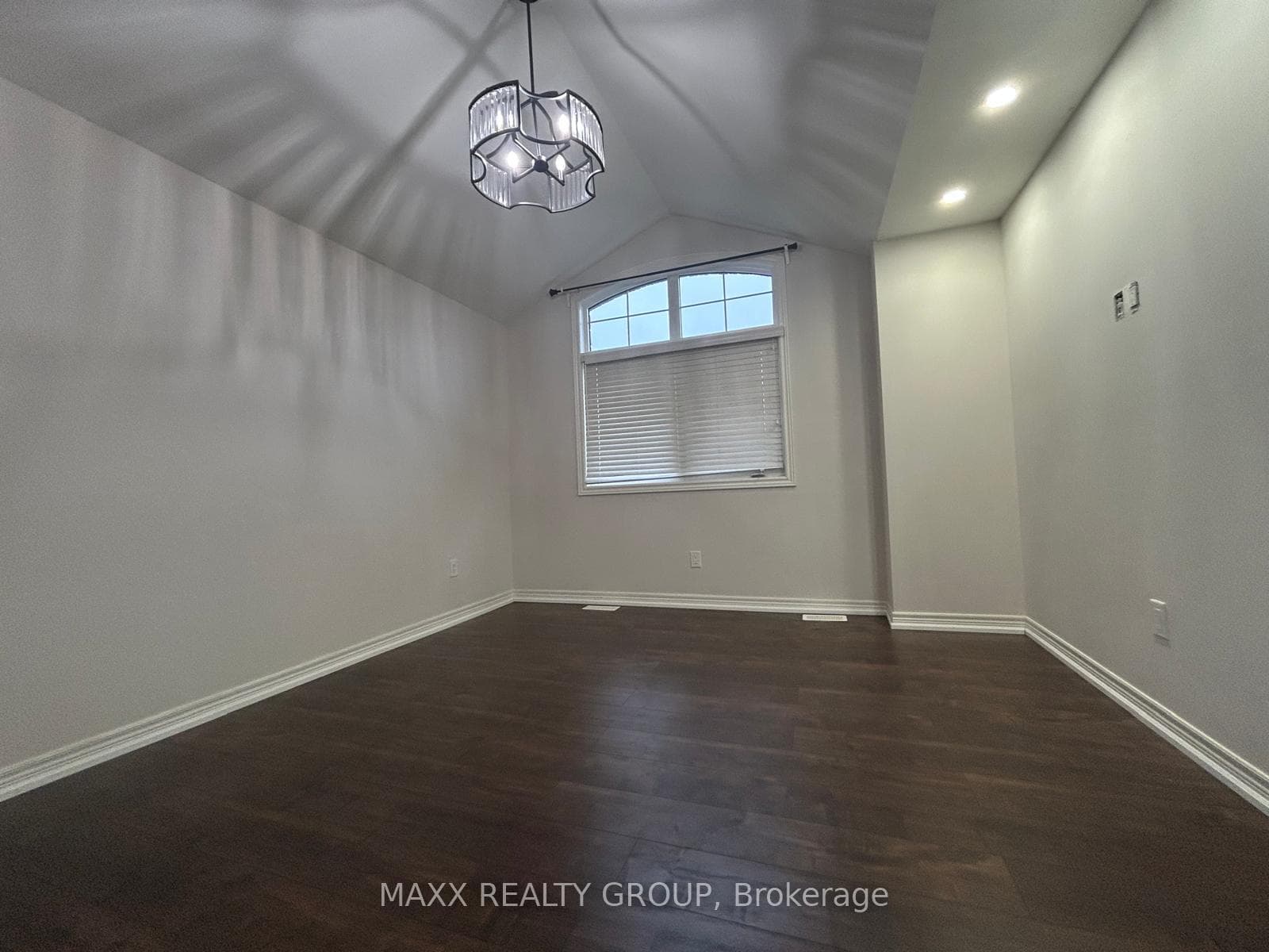 9334 Shoveller Drive photo 22