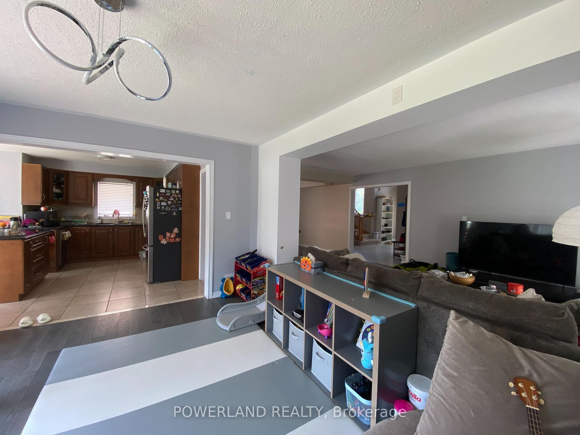 107 Quince Crescent photo 9