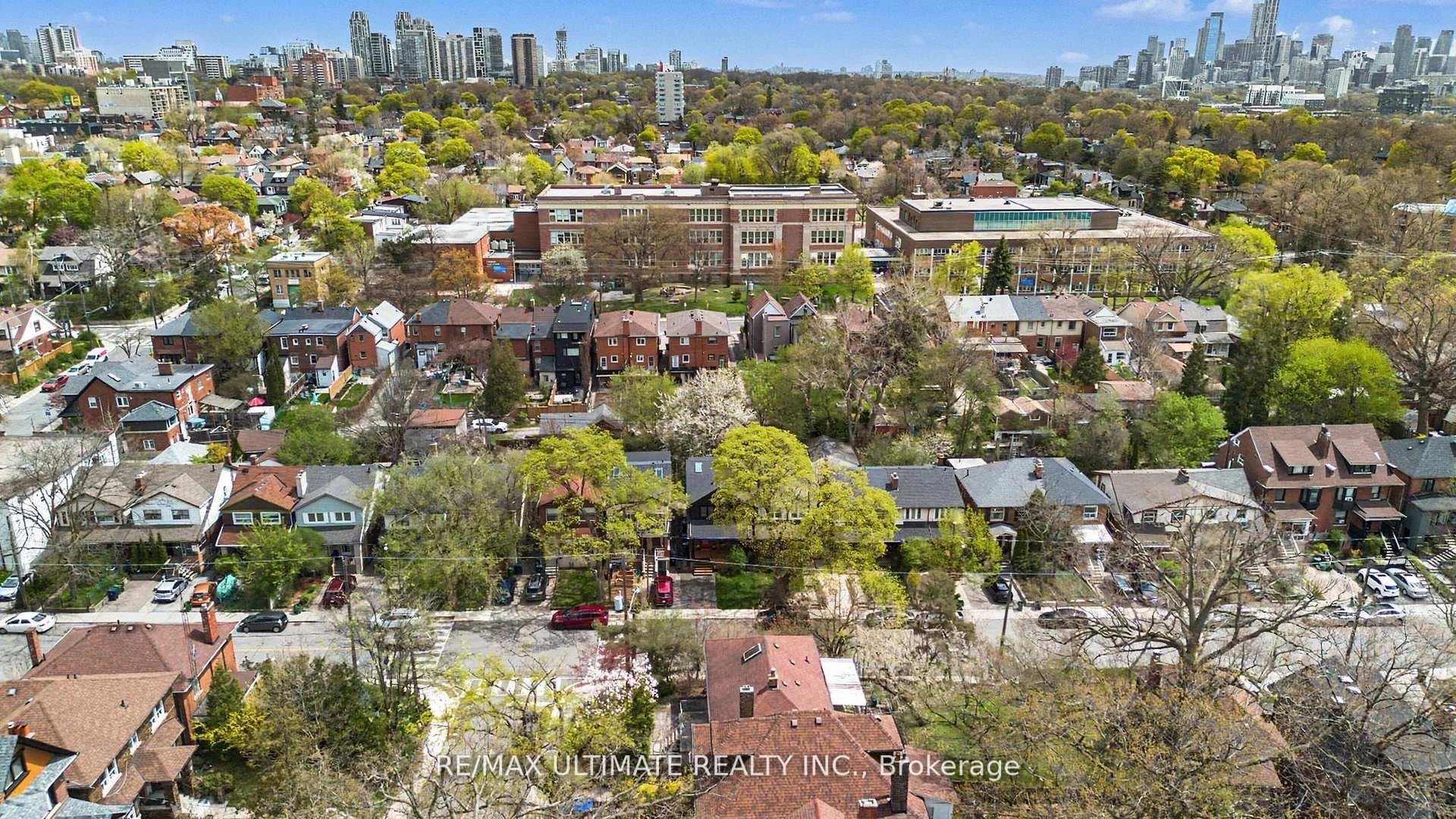 89 Alberta Avenue photo 48