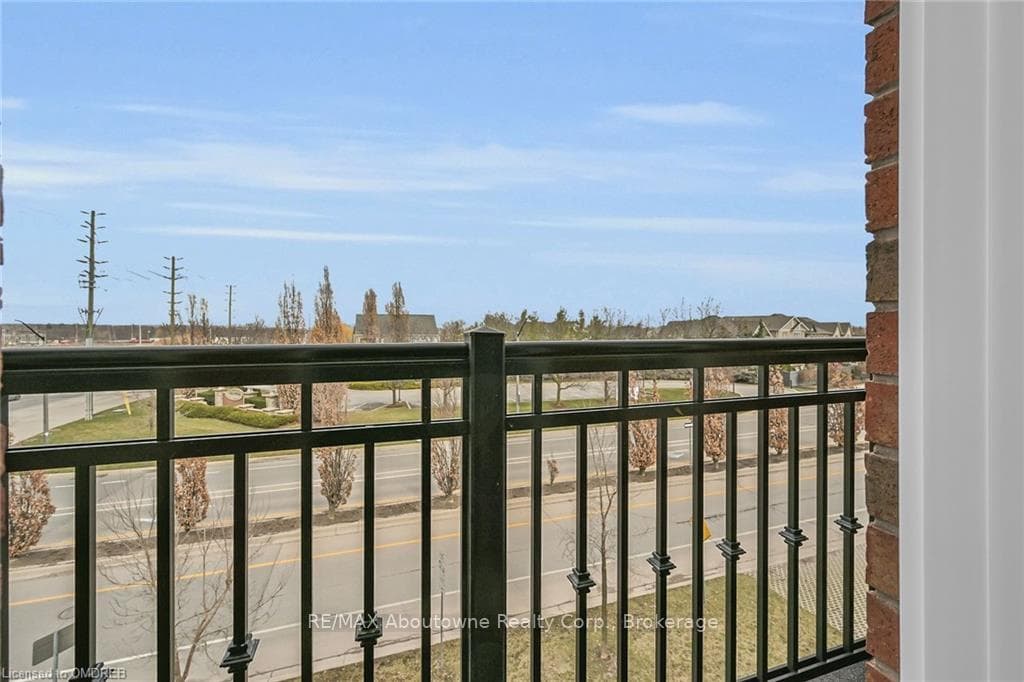 2614 DASHWOOD Drive Unit 46 photo 25