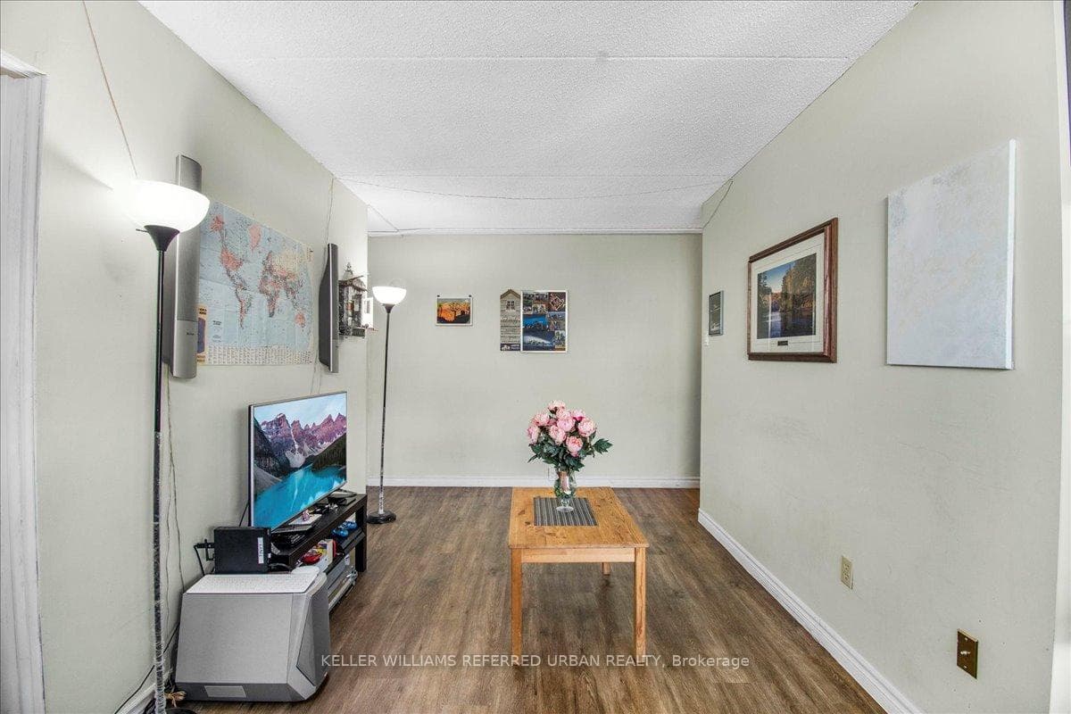 207 Galloway Road Unit 802 photo 7