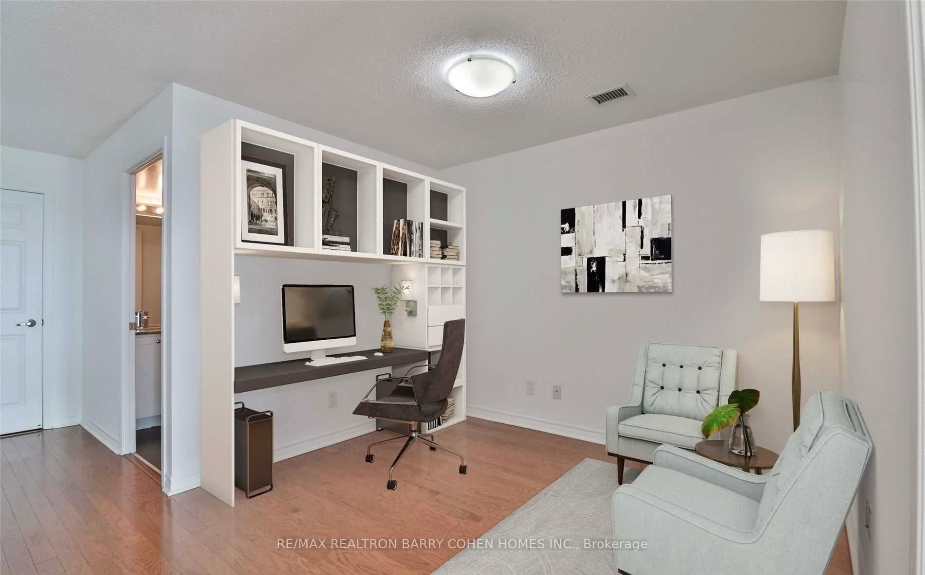 19 Grand Trunk Crescent Unit 1815 photo 7