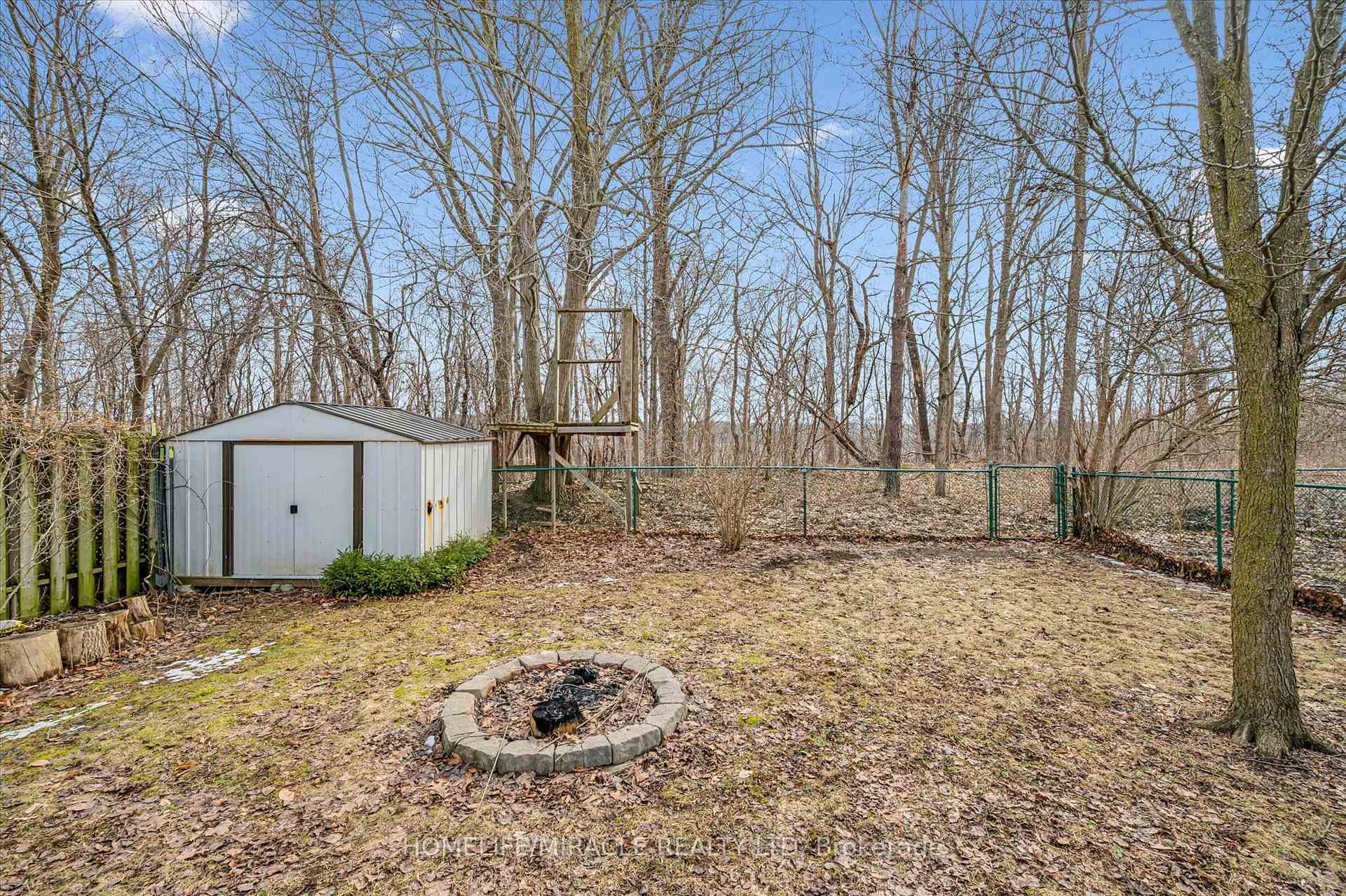 418 Woods Lane photo 40
