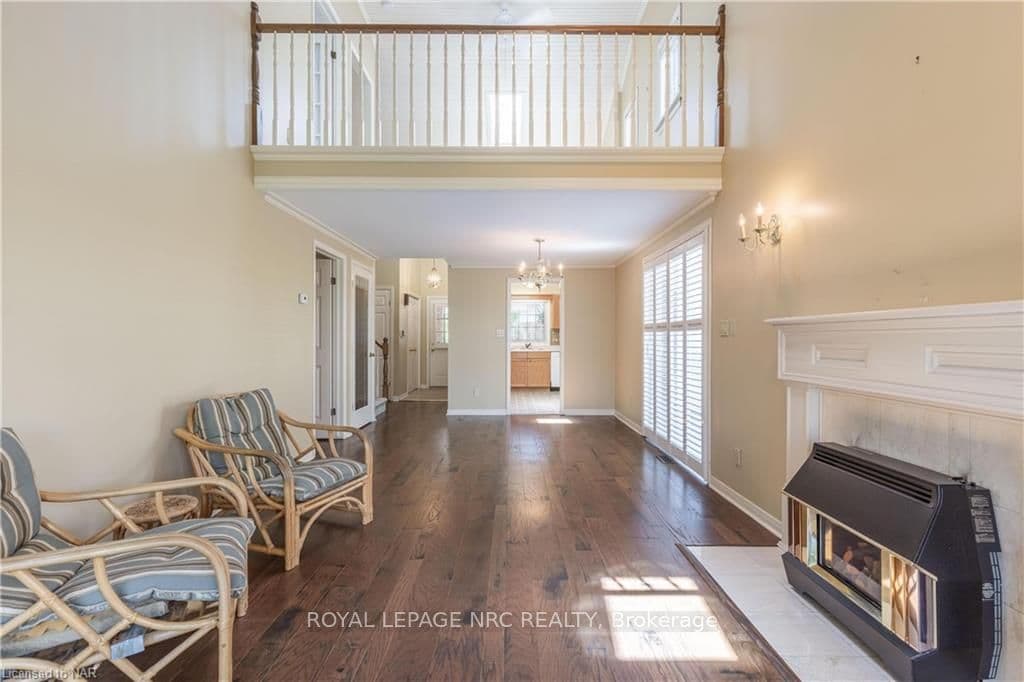 3433 FREDERICK Avenue photo 8