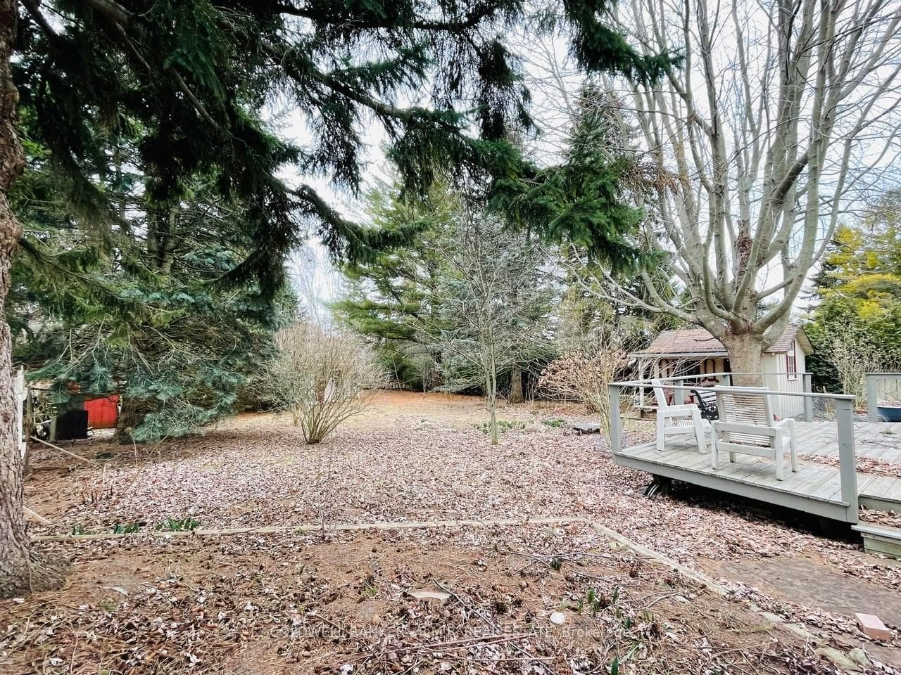 367 Lakeshore Road photo 40
