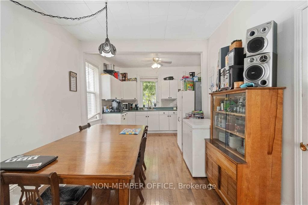 29 KENSINGTON Avenue photo 5