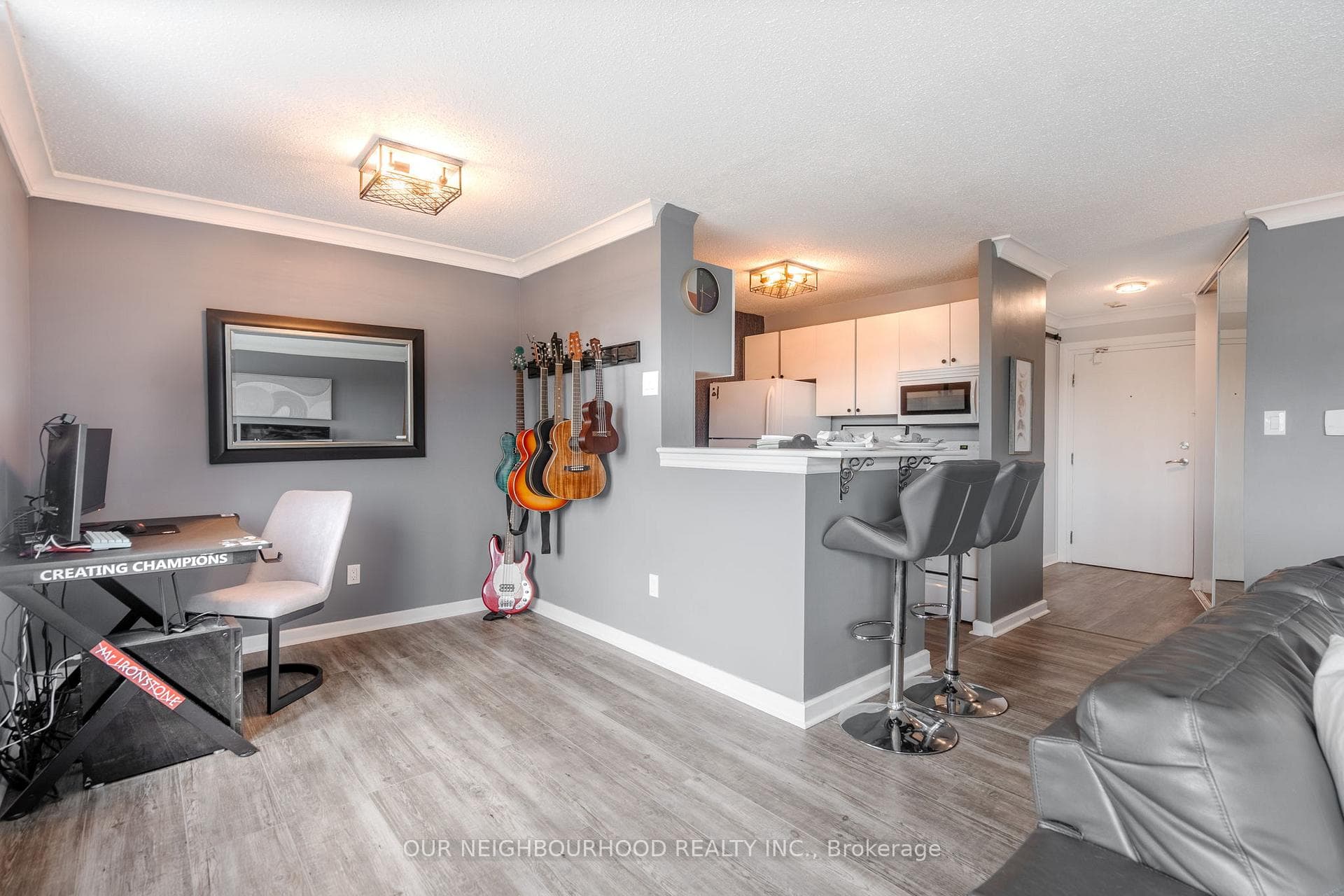 45 Pond Mills Road Unit 801 photo 5