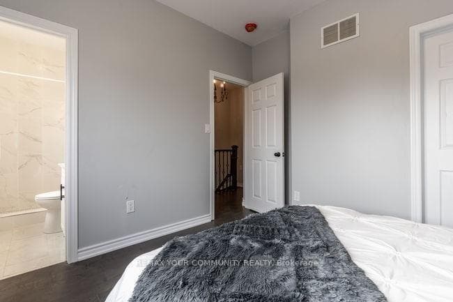 242 Verdun Road Unit Main photo 19