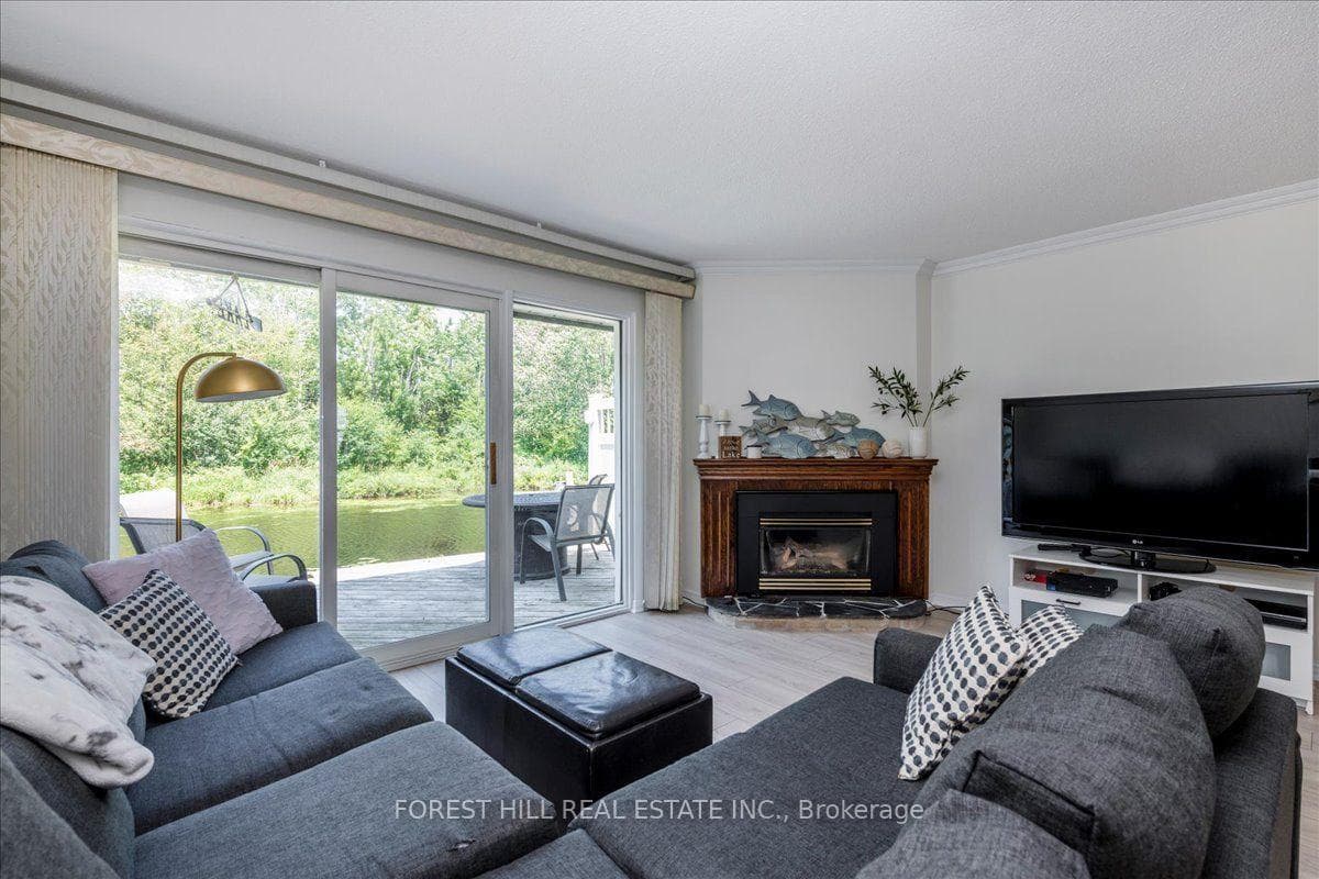 4 Paradise Boulevard Unit 27 photo 12
