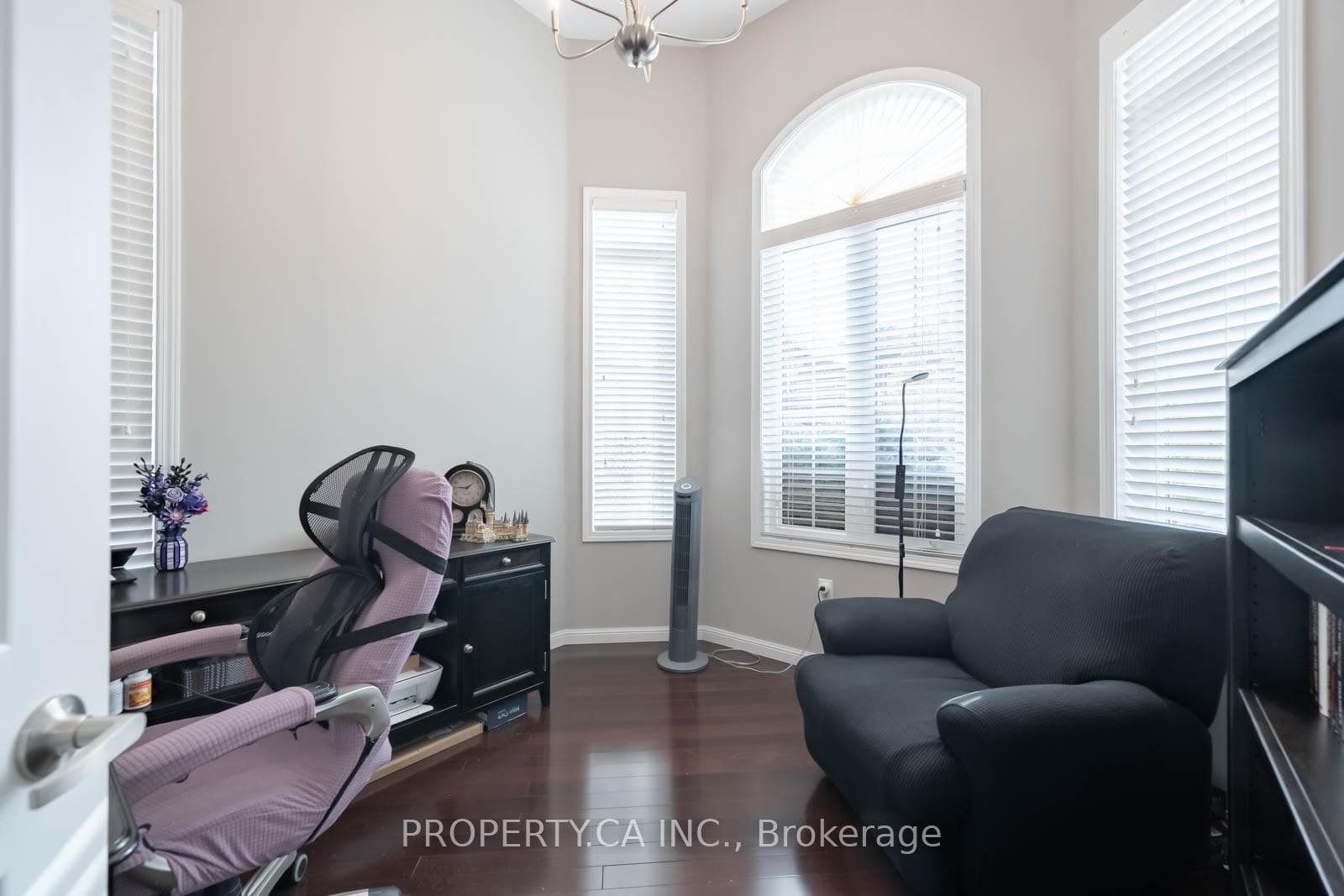 725 Reece Court photo 7