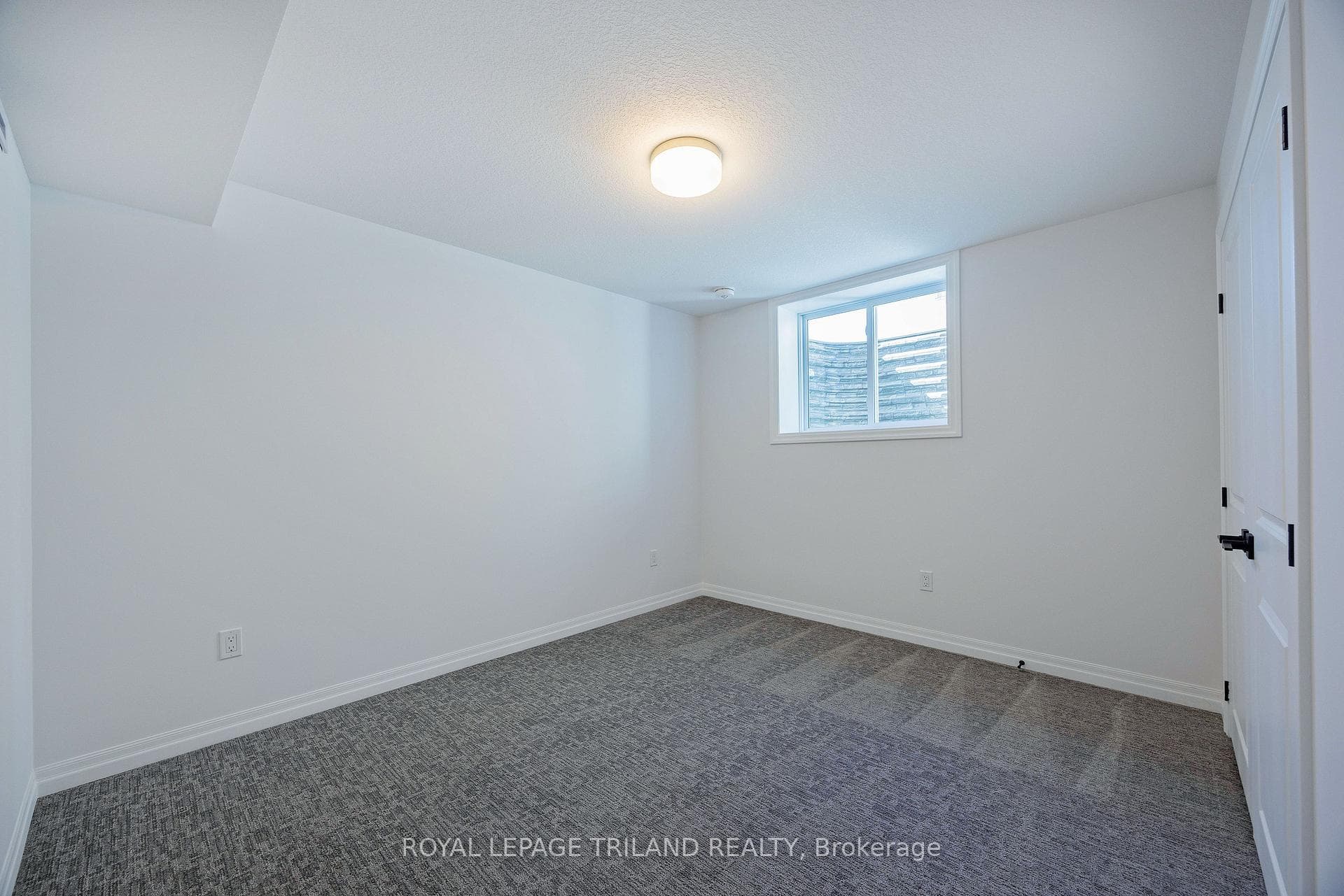 30 SILVERLEAF Path photo 34