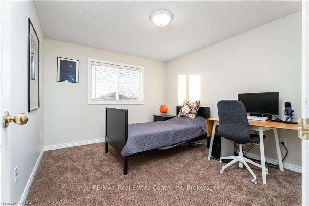 59 BEARDMORE Crescent photo 23