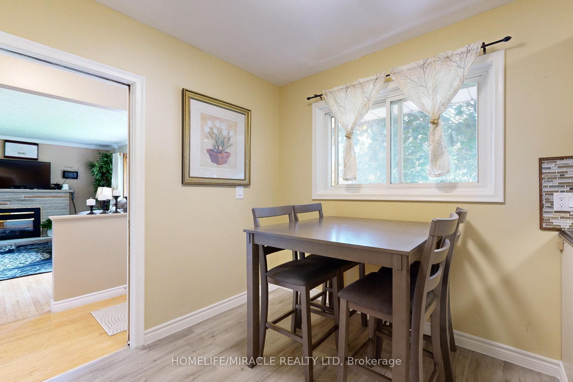 743 Law Street photo 9