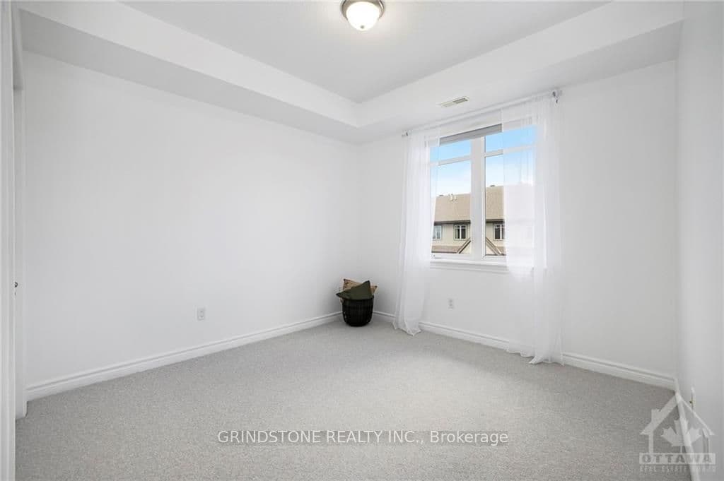 65 TIPPERARY Unit H photo 19